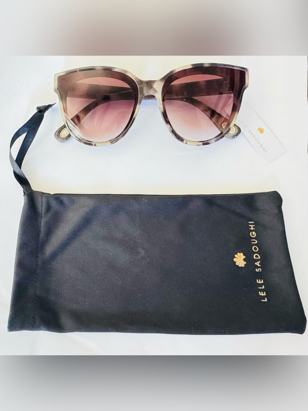Lele Sadoughi Cat-Eye Sunglasses in Gradient Brown and Pink